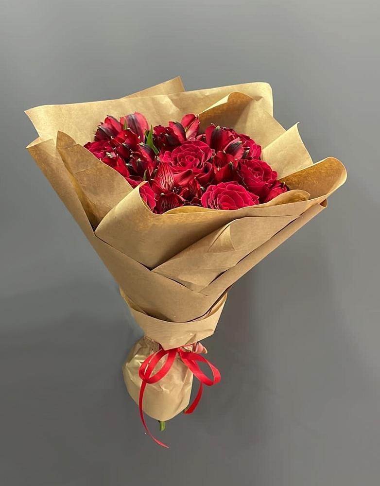 Букет цветов из: Альстромерии и Розы в Тургенево