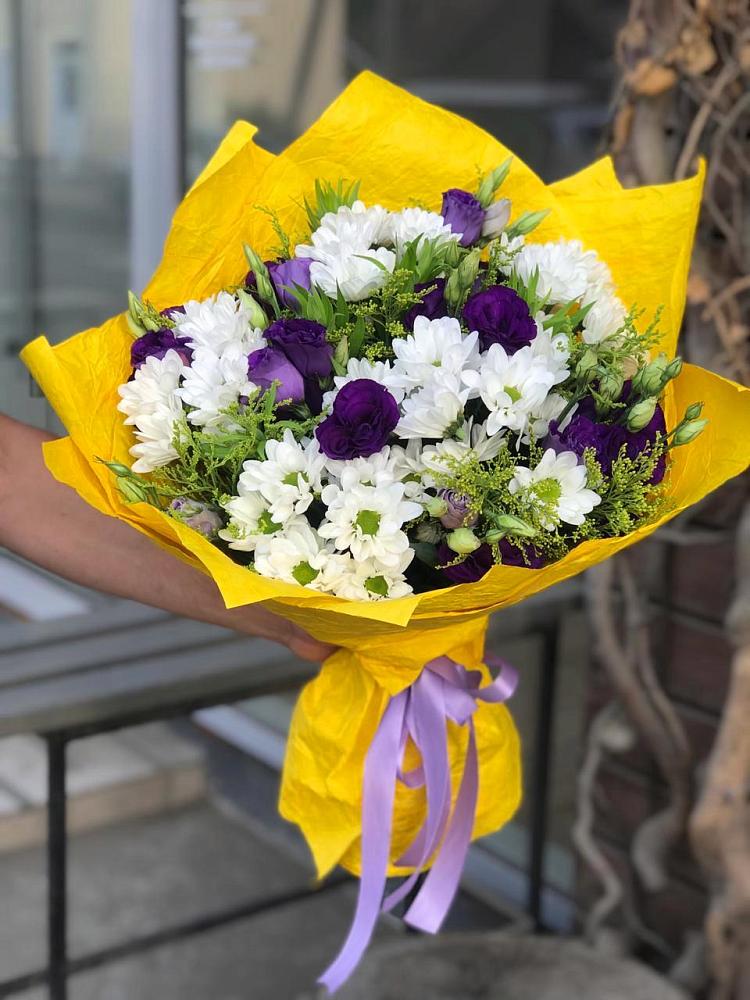 Букет цветов из: Ирисы, Хризантемы и Ромашки в Тургенево