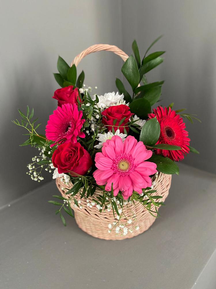 Цветочная композиция из Розы, Хризантемы и Герберы в корзине в Тургенево