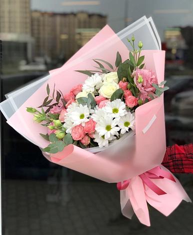 Букет цветов из: Розы, Лизиантусы и Хризантемы в Тургенево