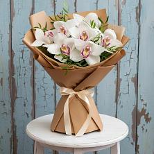 Букет цветов из:  Орхидеи и Розы в Тургенево